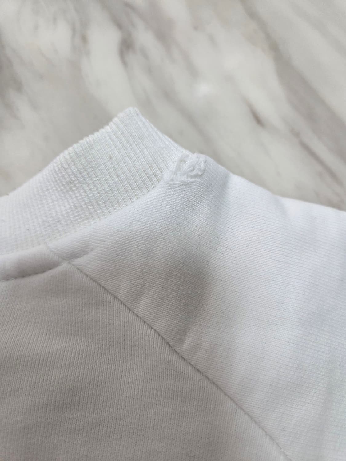 피오갓에센셜 공용 크루넥 스웻셔츠 상품이미지5