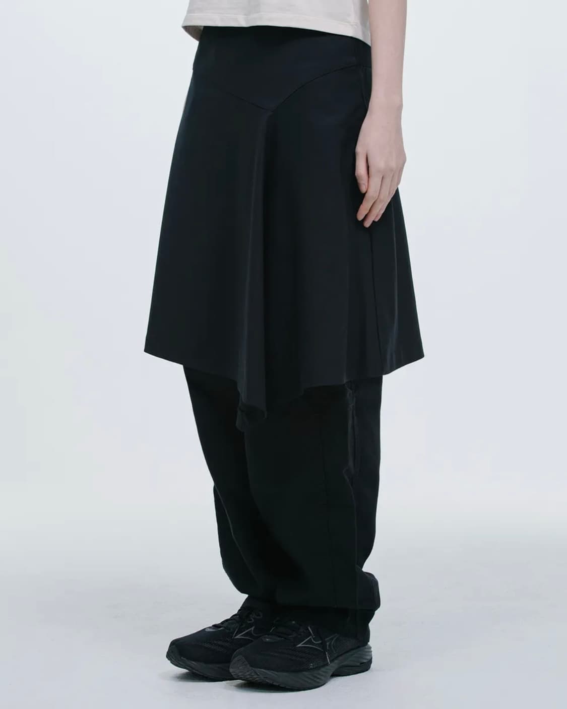 오헤시오 ASYMMETRIC FLARE SKIRT 상품이미지2