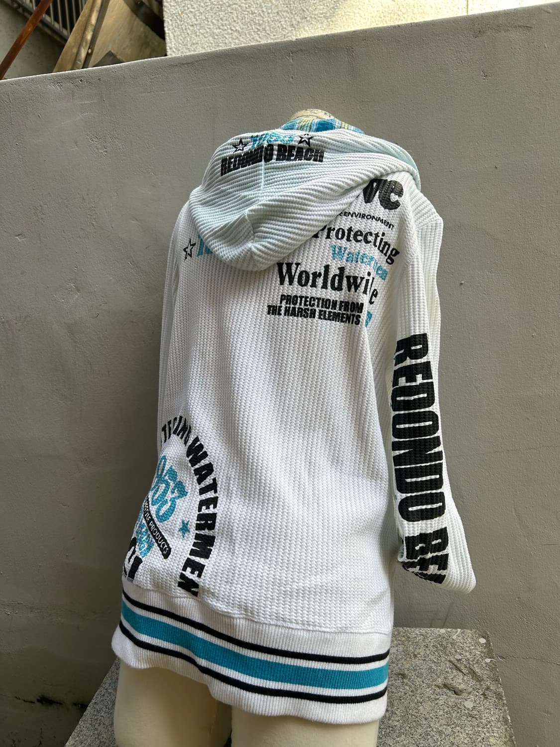 일본빈티지 키치 Y2K body glove 레터링 후드집업 상품이미지2
