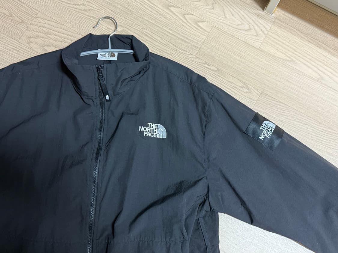 노스페이스 바람막이 상품이미지2