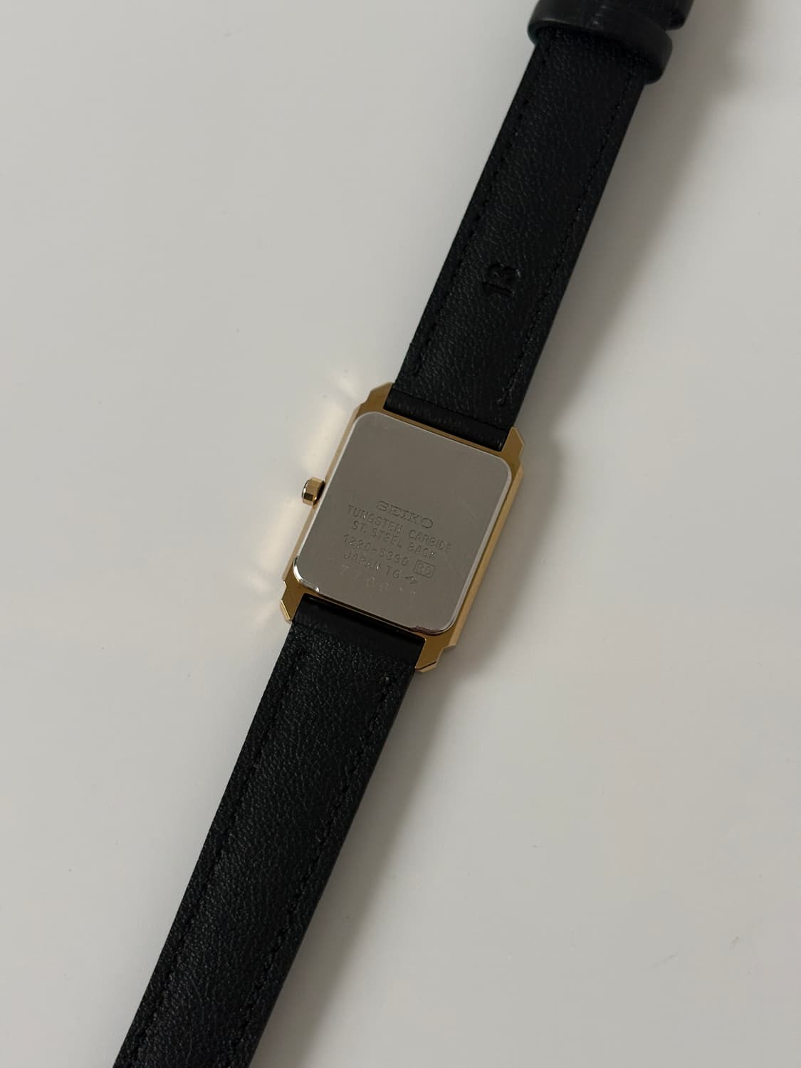 세이코 1980년대 Exceline 펄 다이얼 골드 탱크 쿼츠 여성 상품이미지7