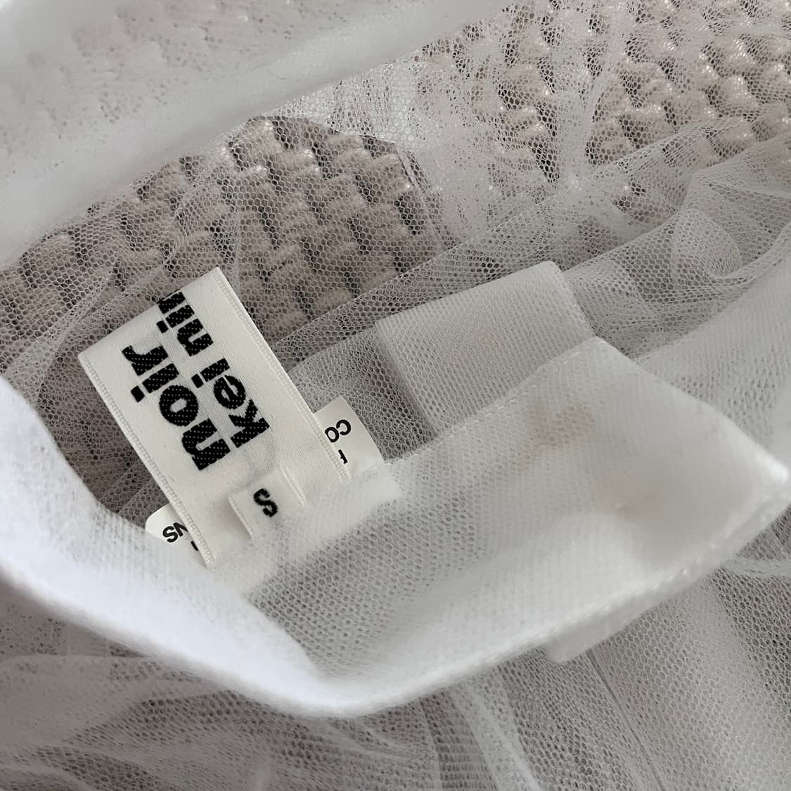 느와 케이 니노미야 튤 블라우스 상품이미지2