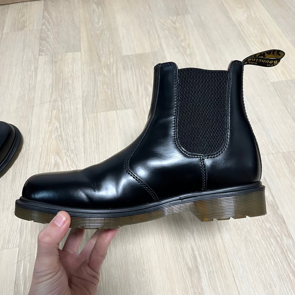 (260) 닥터마틴 Dr.martens 2976 첼시부츠 스무스레더 블랙 상품이미지5