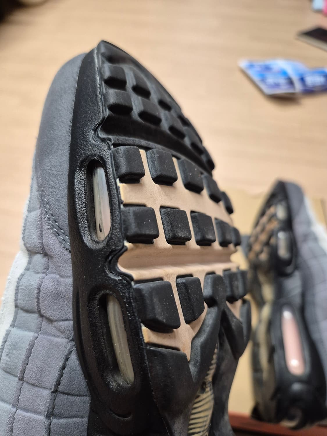 나이키 에어맥스 95 건스모크 핑크 폼 상품이미지6