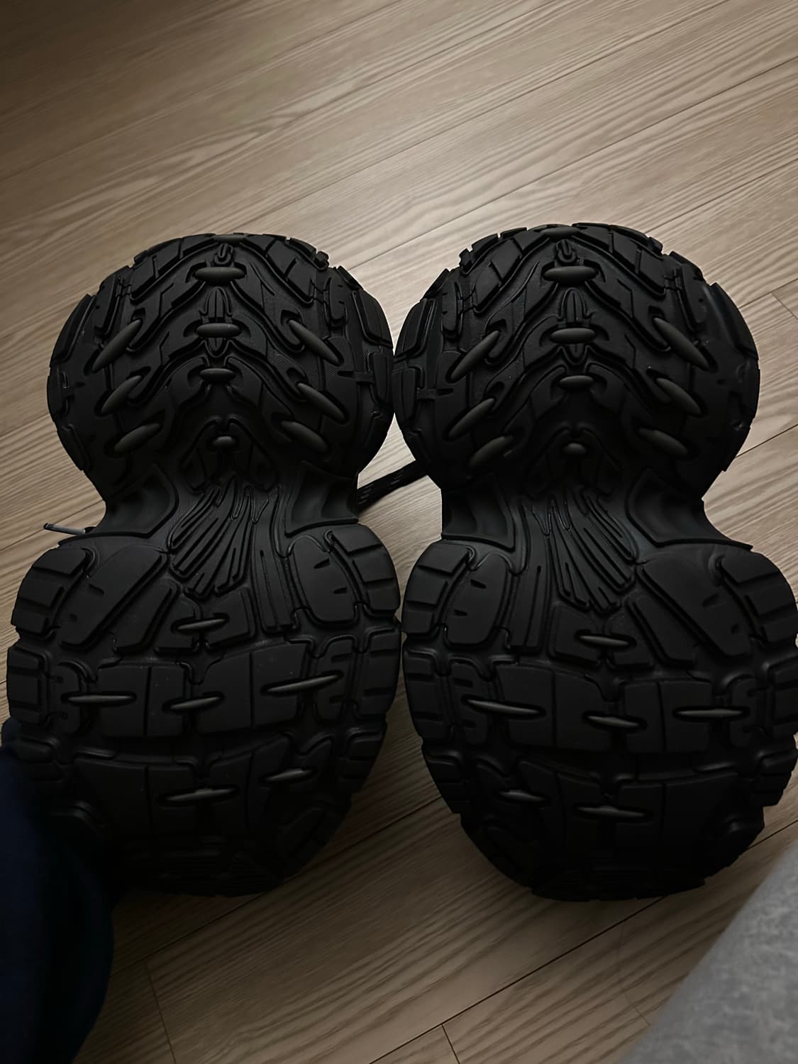 발렌시아가 10xl 블랙 (41) 상품이미지4