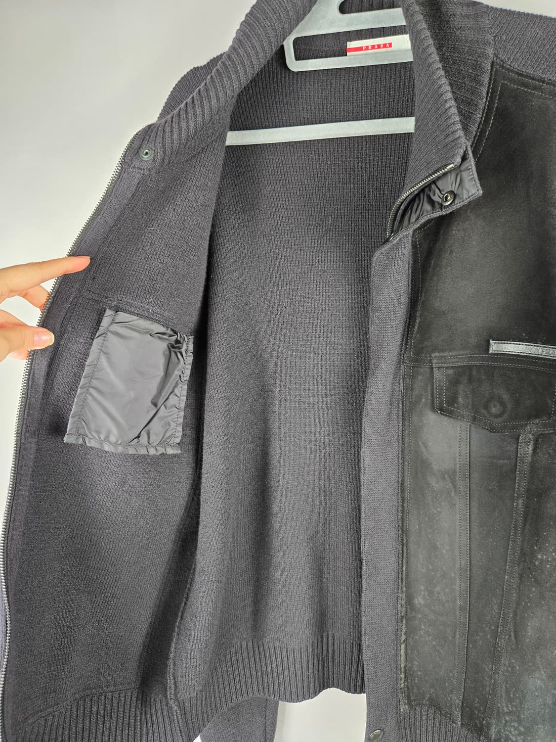 [무료배송]프라다 50(100) 남성 울100 스웨이드 니트 가디건 정품 상품이미지9