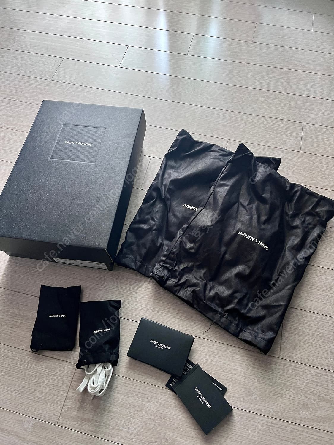  (정품)생로랑 실버 스니커즈(230) 상품이미지2