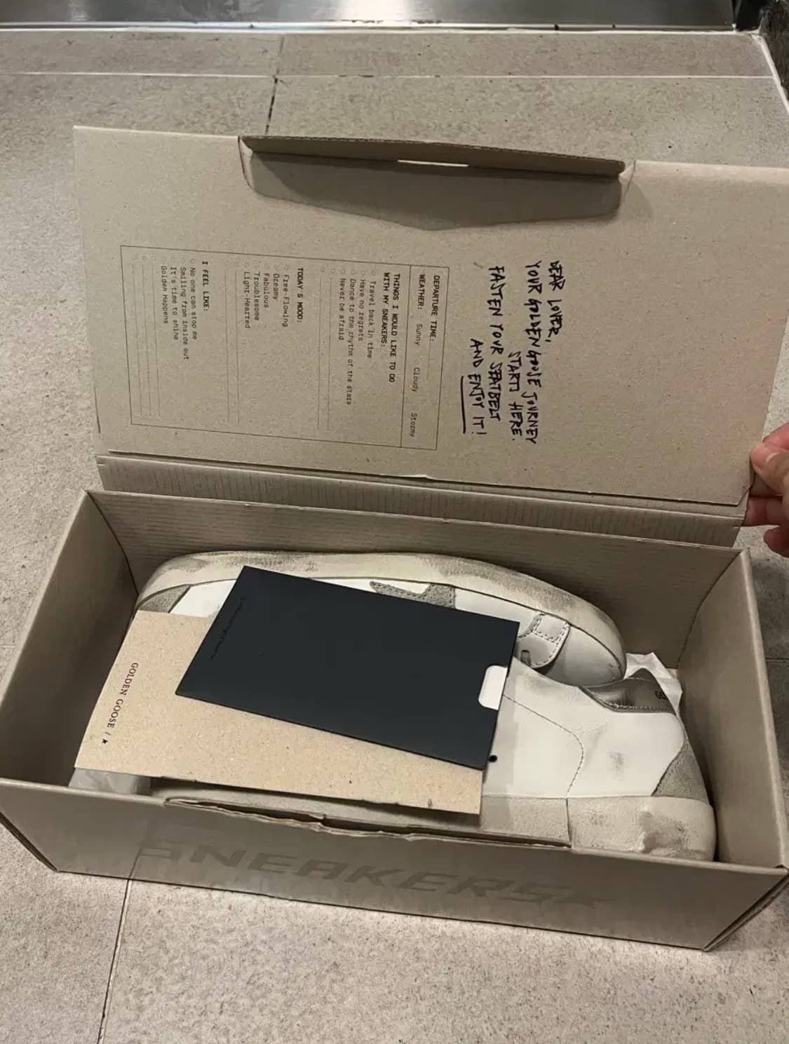 [골든구스] (W) 슈퍼스타 화이트 실버탭 스니커즈 상품이미지5