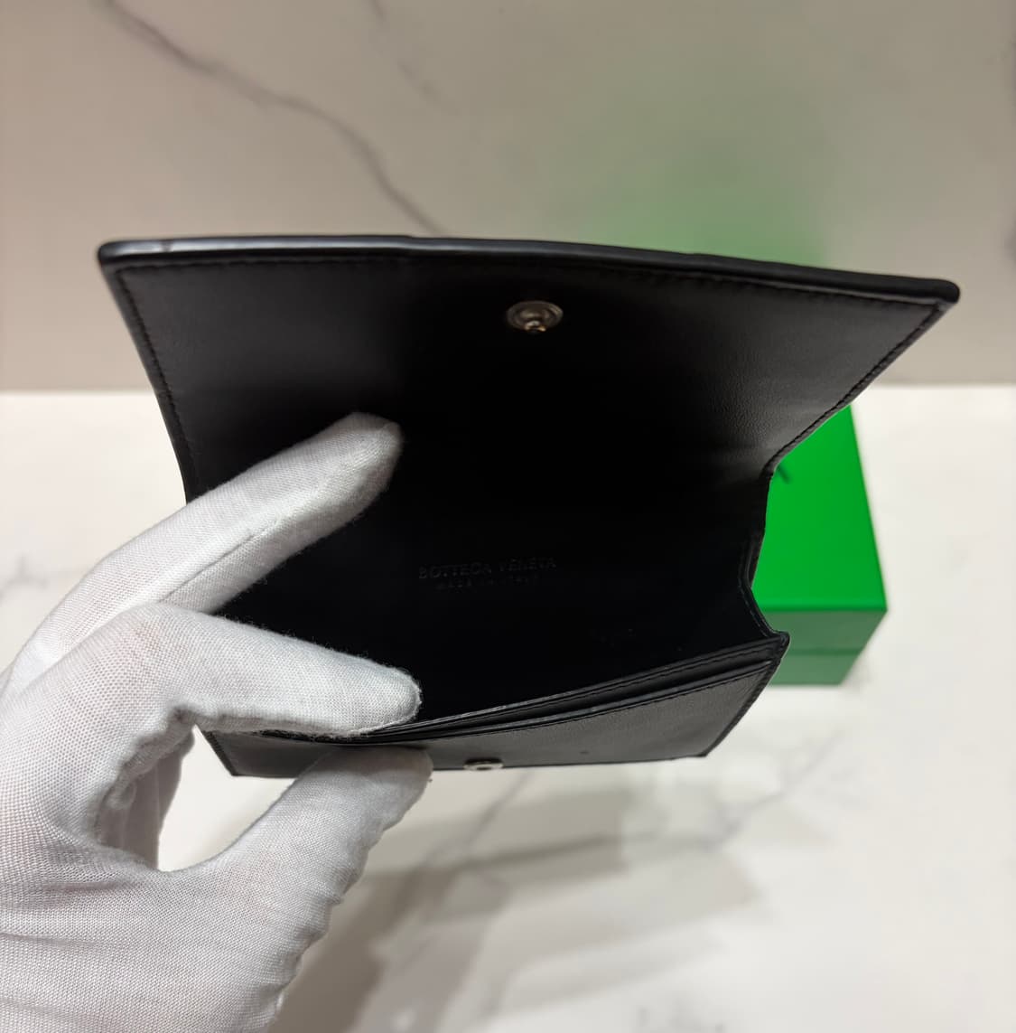 [정품] 보테가베네타 카세트 비즈니스 카드지갑 상품이미지4