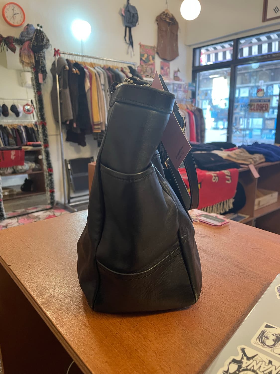 코치 블랙 레더 숄더백 [무배] 상품이미지5