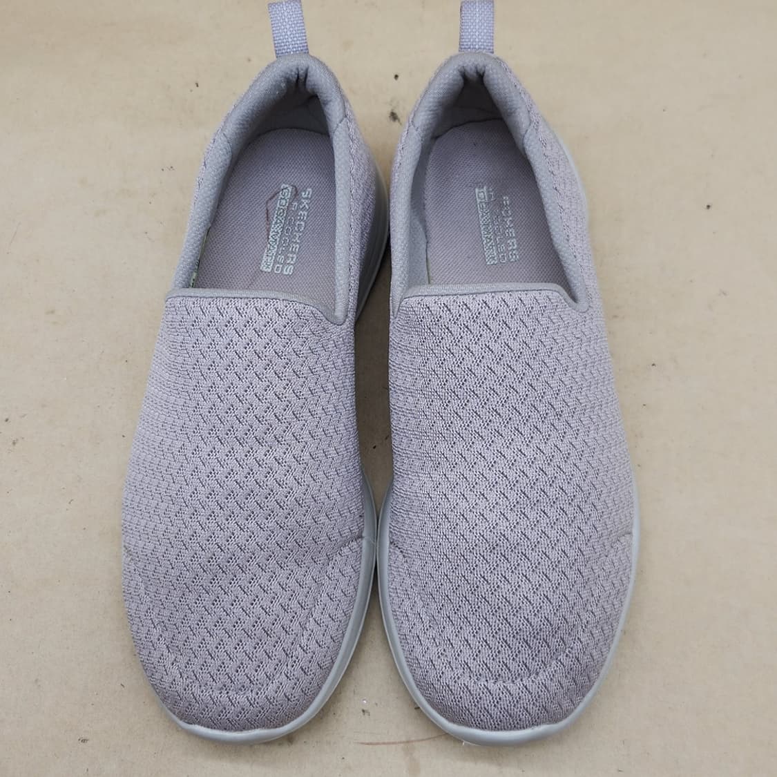 스케쳐스 고워크 여성 슬립온 225 상품이미지2