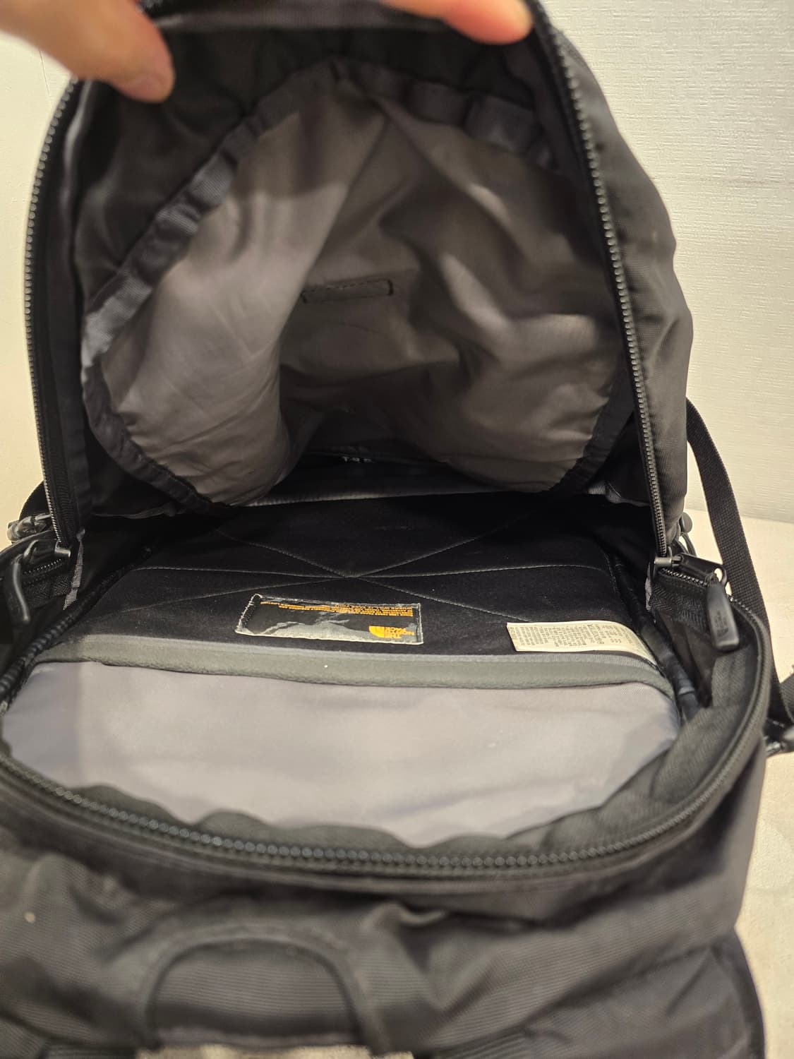 노스페이스 핫샷 백팩 30L 블랙 상품이미지7