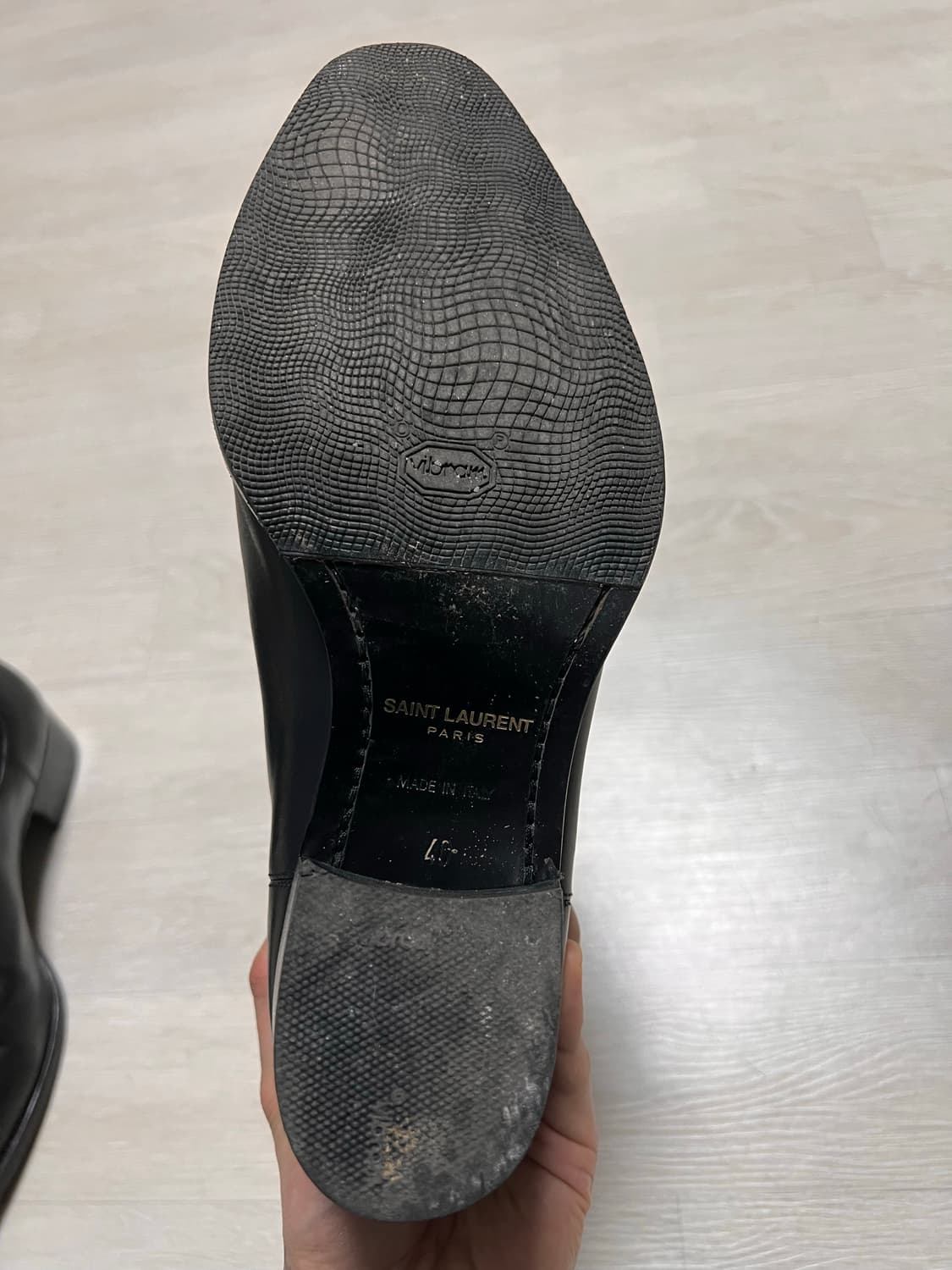 생로랑 와이어트 40 상품이미지4