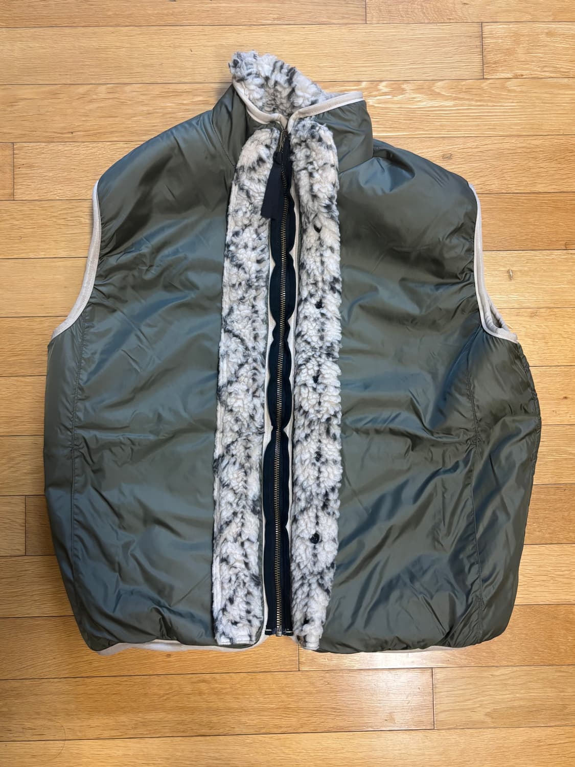 캐피탈 리버시블 플리스 조끼 상품이미지1