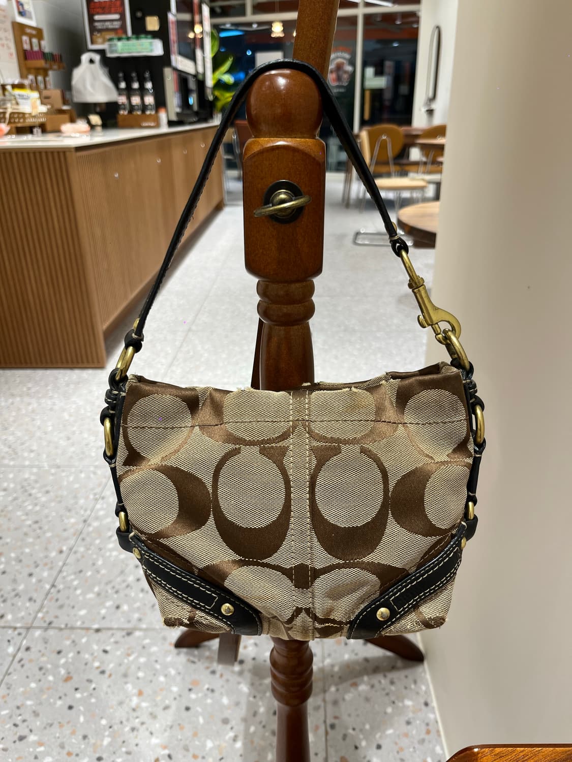 Coach Mini Square Bag 상품이미지3