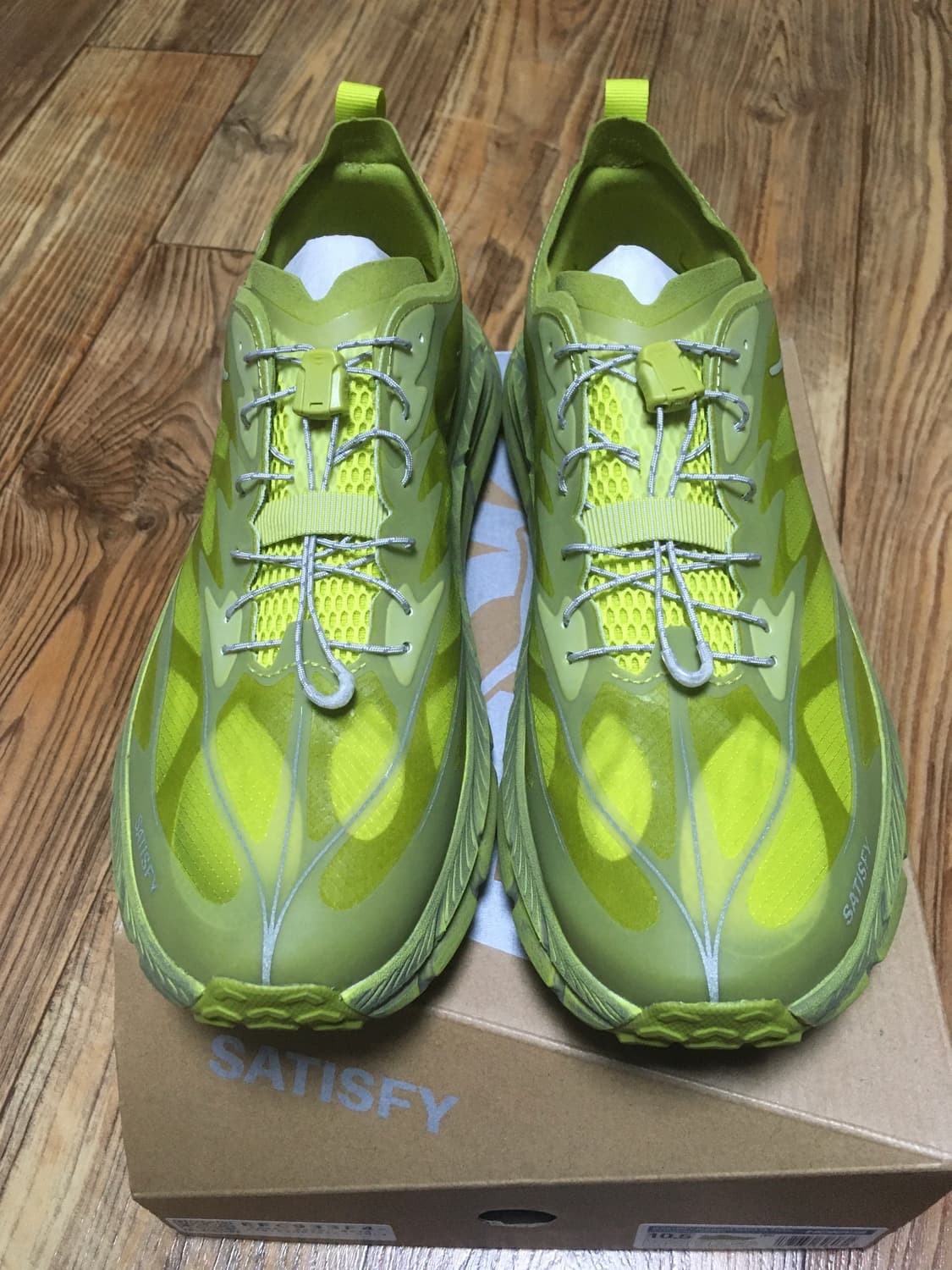 호카 새티스파이 마파테스피드4 라이트 설퍼 판매합니다 상품이미지2