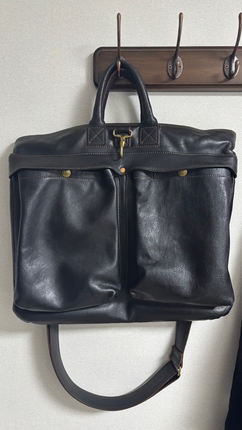 엠비스 레더 헬멧백 블랙 상품이미지1