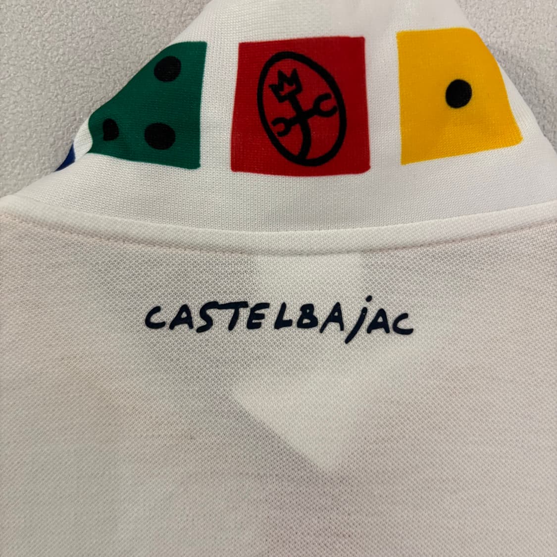 까스텔바쟉 화이트 긴팔 폴로티 105 상품이미지6