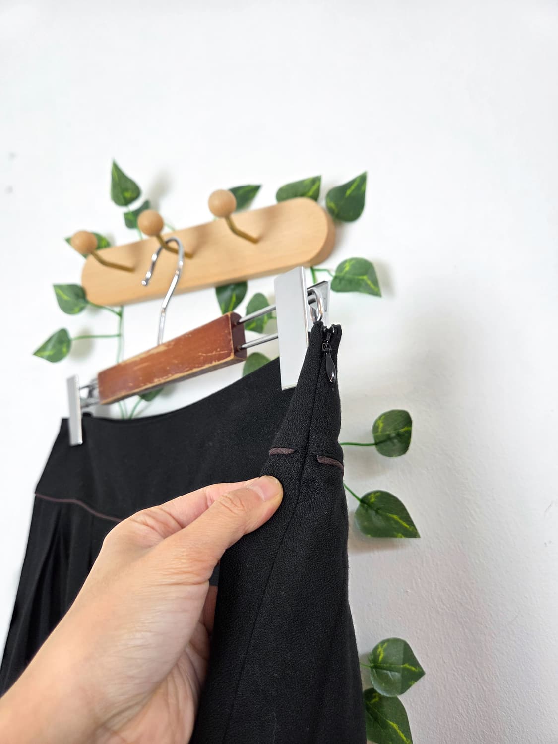 블랙 미디 스커트 상품이미지3