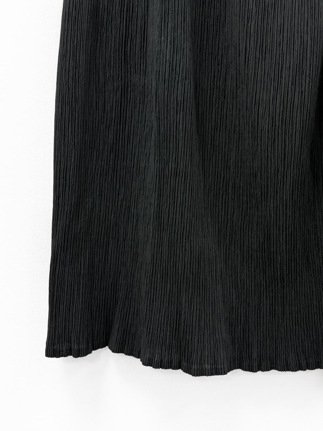 이세이미야케 플리츠 롱 스커트 블랙 상품이미지3