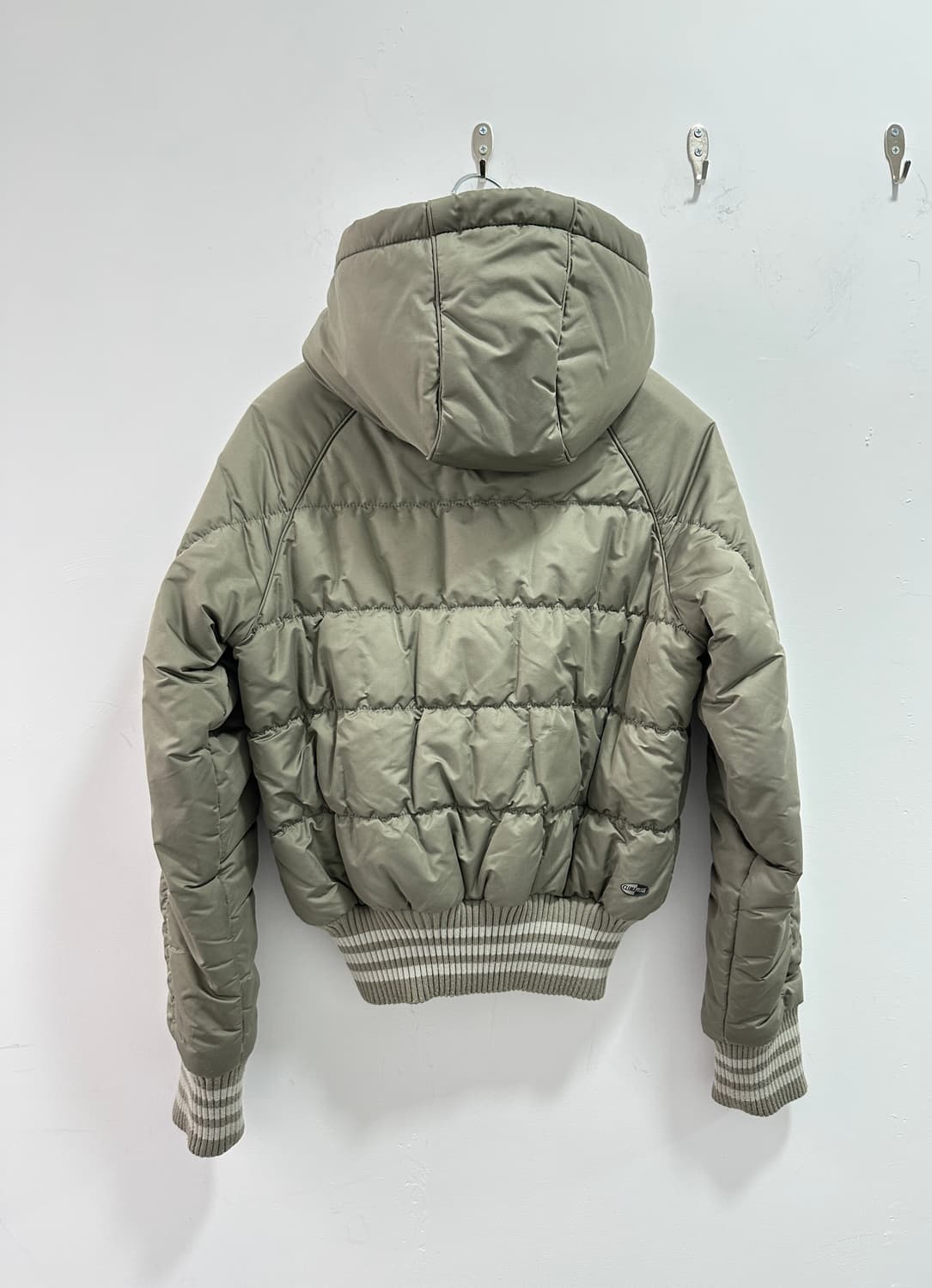 Adidas khaki shirring padding puffer 상품이미지8