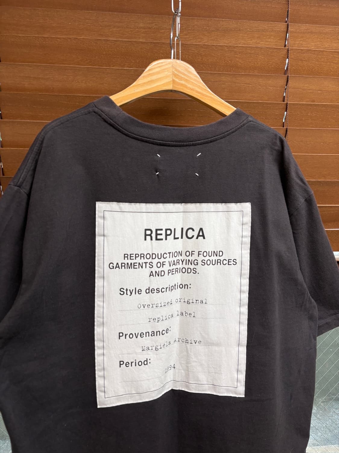 Maison Margiela 메종 마르지엘라 레플리카 패치 반팔 티셔츠 상품이미지3