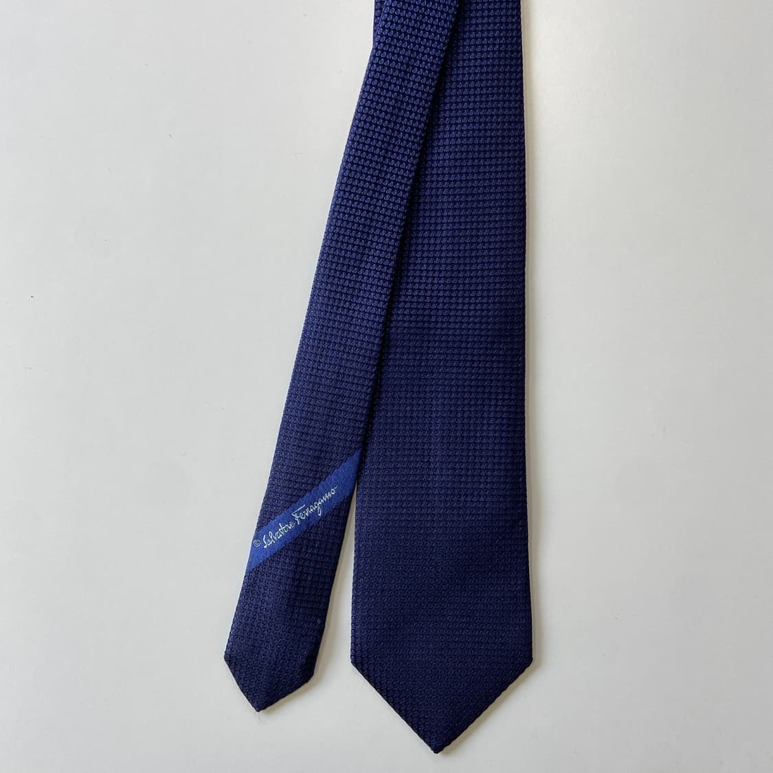 페레가모(Ferragamo) 명품 정품 넥타이 8.2cm 상품이미지1