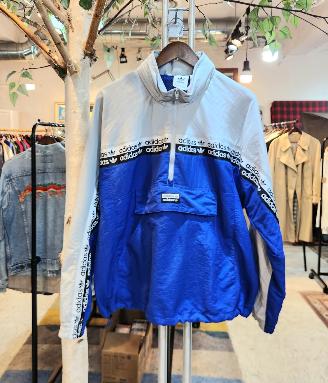 아디다스 나일론 레터링 아노락 바람막이 상품이미지1