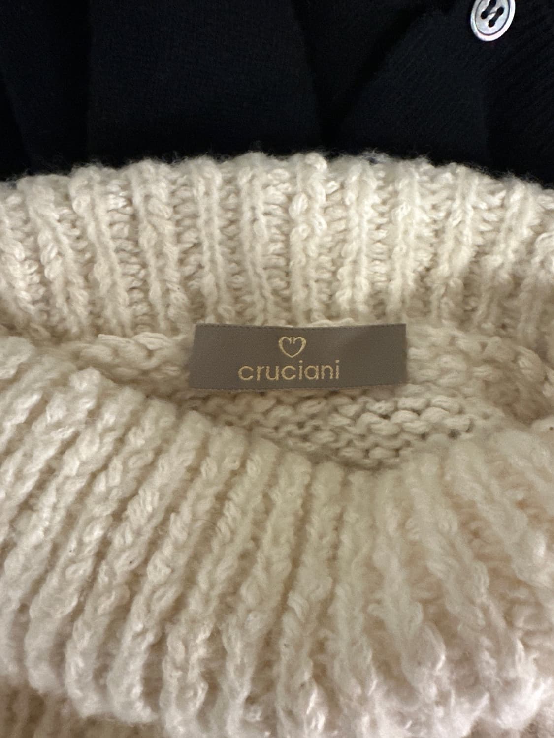 크루치아니 터틀넥 니트 100 상품이미지9