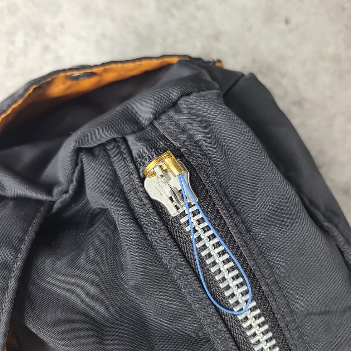 포터 PORTER 탱커 원형 핸드백 상품이미지4