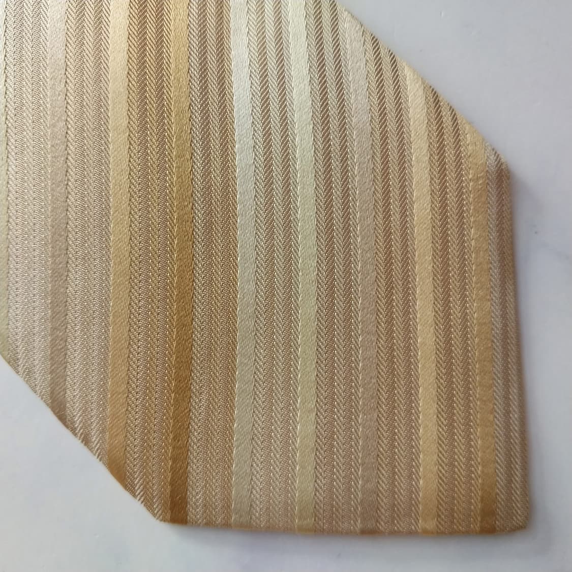 조르지오 아르마니 실크 스트라이프 넥타이 9.4cm A등급 k1915
 상품이미지7