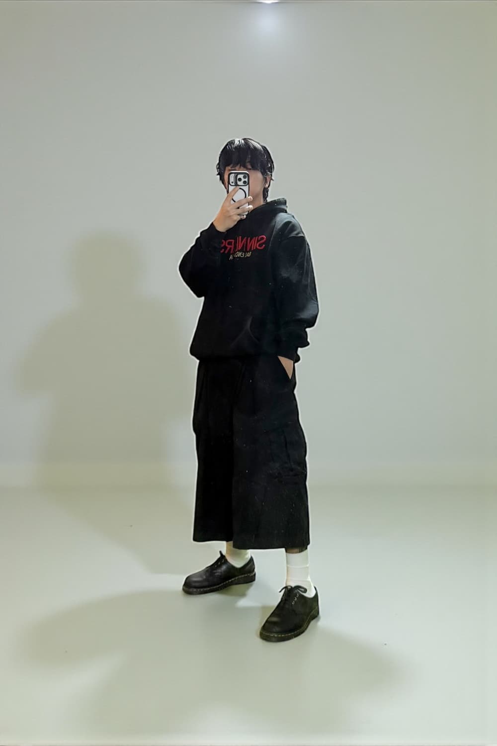 발렌시아가 17FW 시너스 오버 후드티 상품이미지4