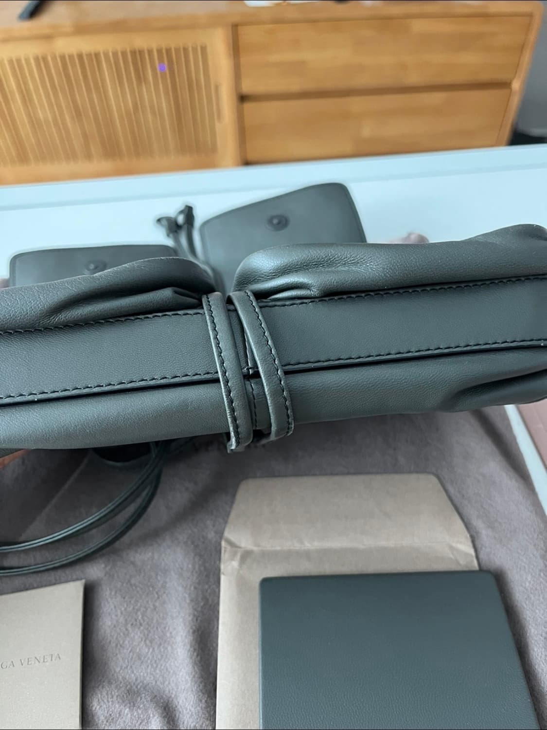 보테가베네타 크로스백 상품이미지4