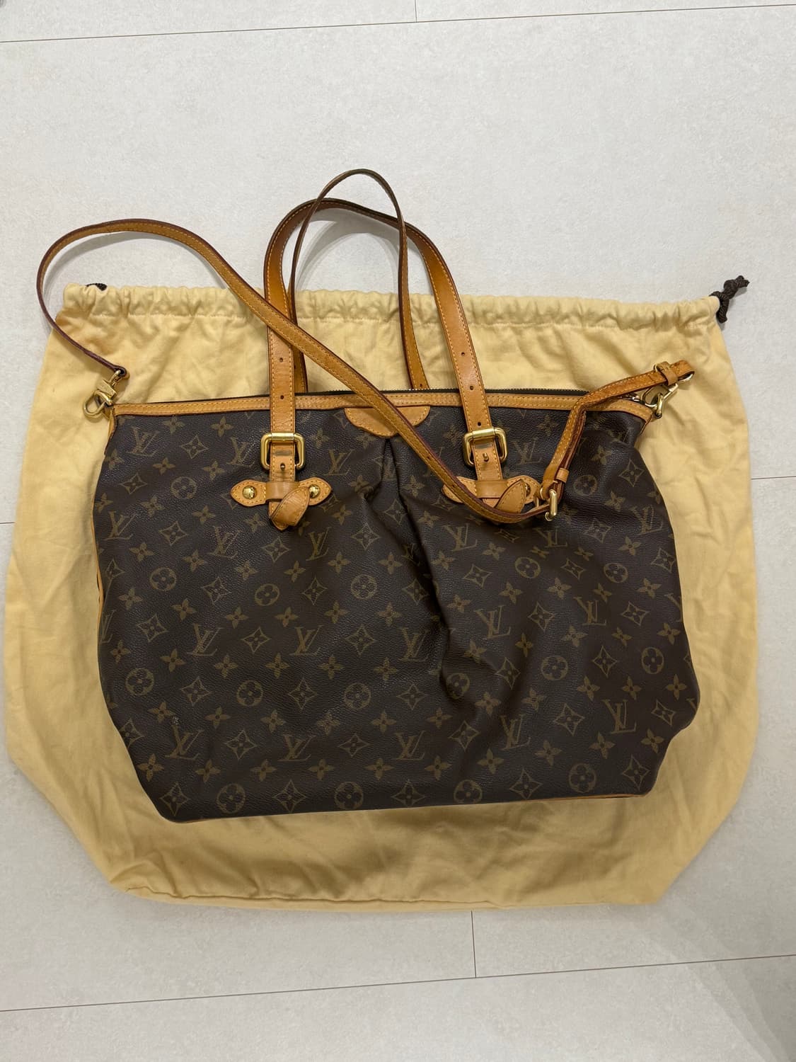 루이비통 팔레르모 GM 토트백 2-Way 상품이미지4