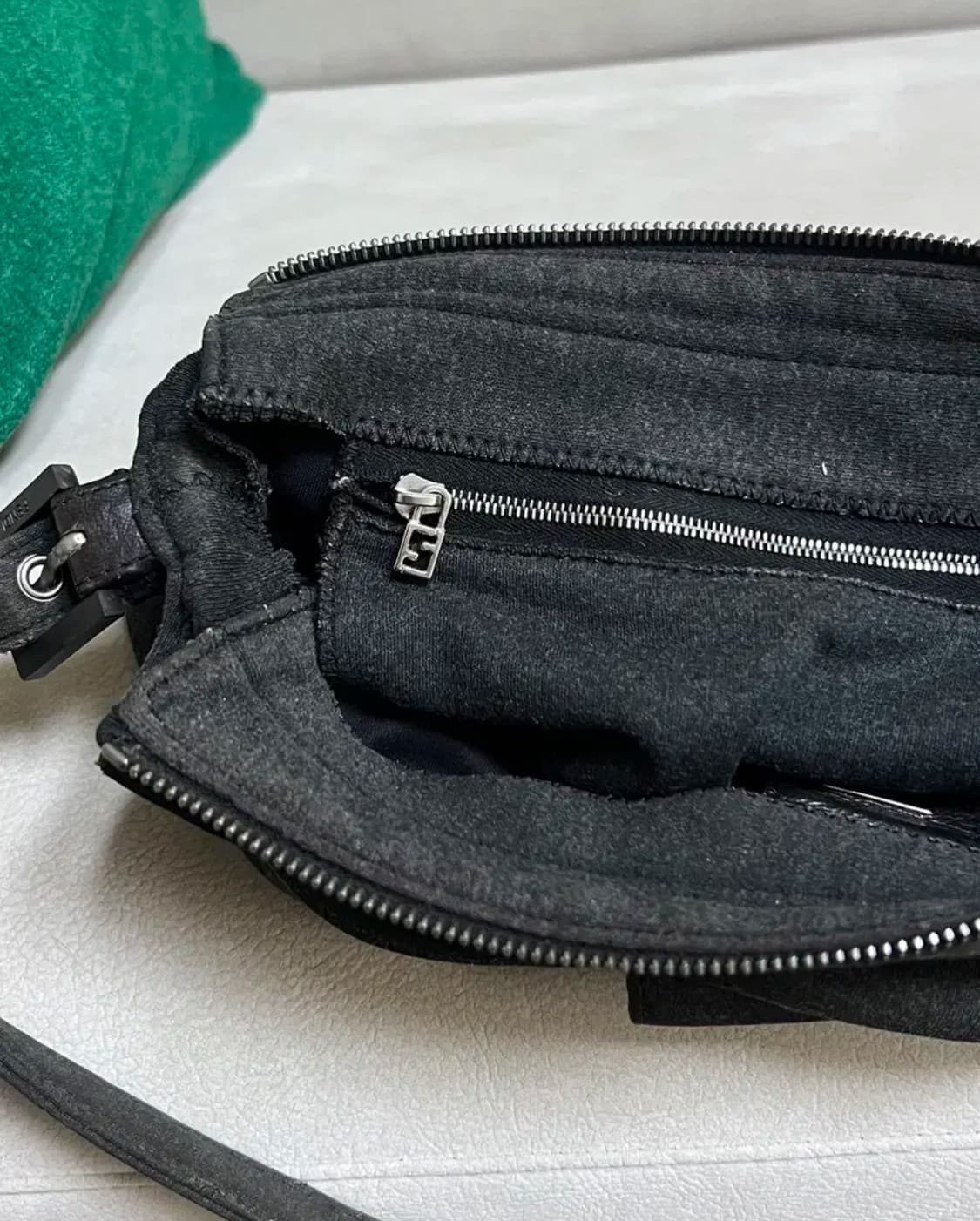 Fendi Gray Wool Mamma Baguette Shoulder 상품이미지8