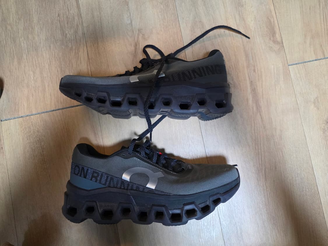 온러닝 클라우드몬스터2 260 상품이미지3