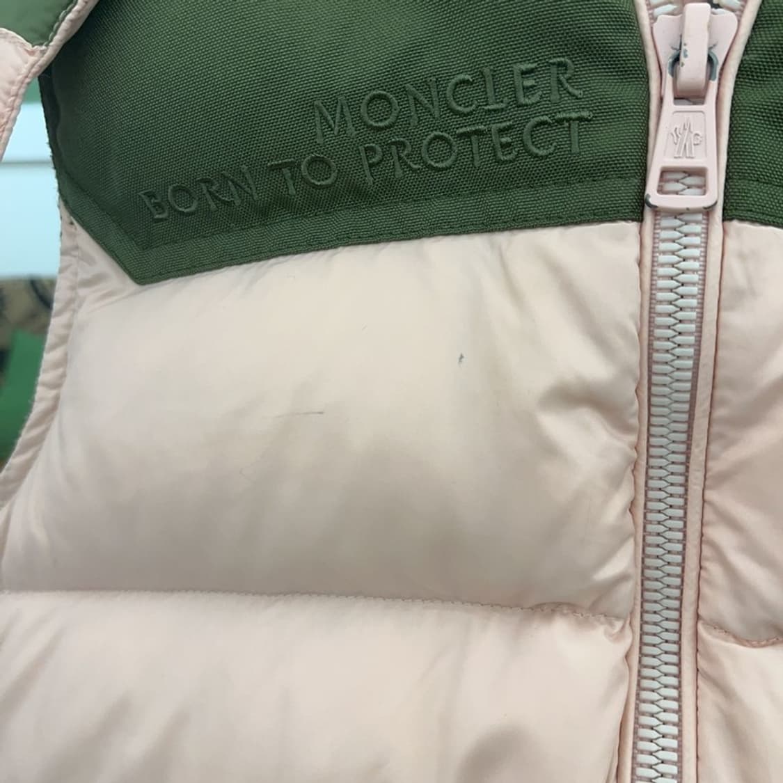 몽클레어 레트로 00's 딸기우유 말차 구스다운 패딩 조끼 C08518 상품이미지8