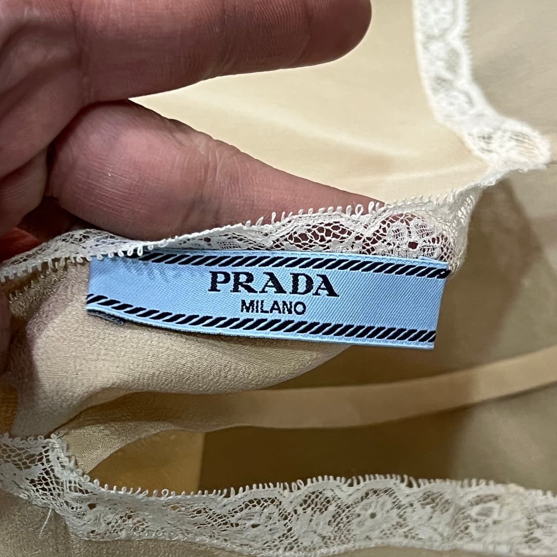  프라다 실크 슬리브리스 탑 +명품감정서 y16032 상품이미지5