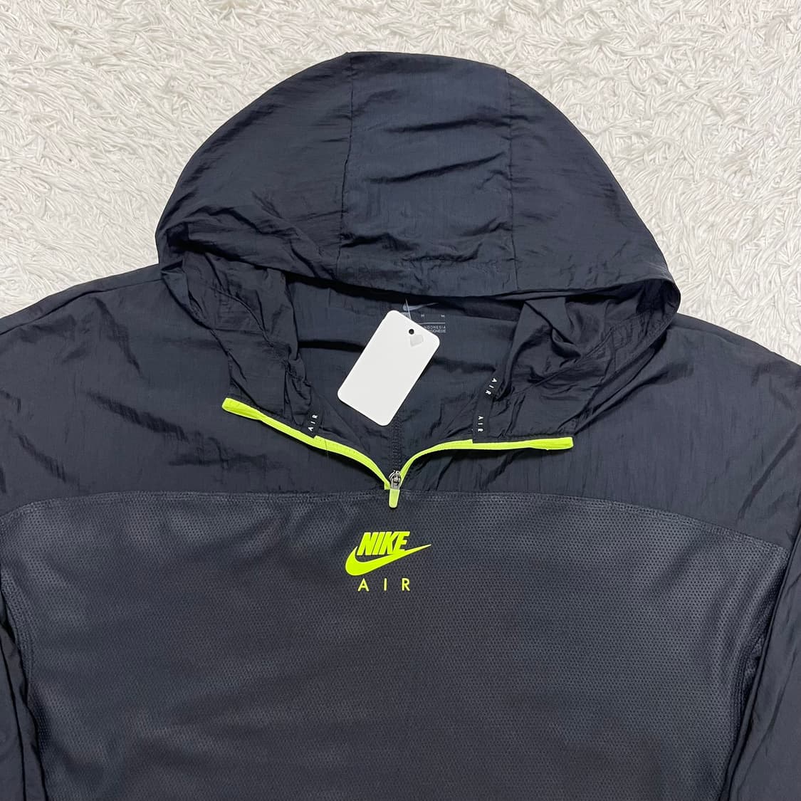Nike black neon anorak windbreaker 상품이미지5