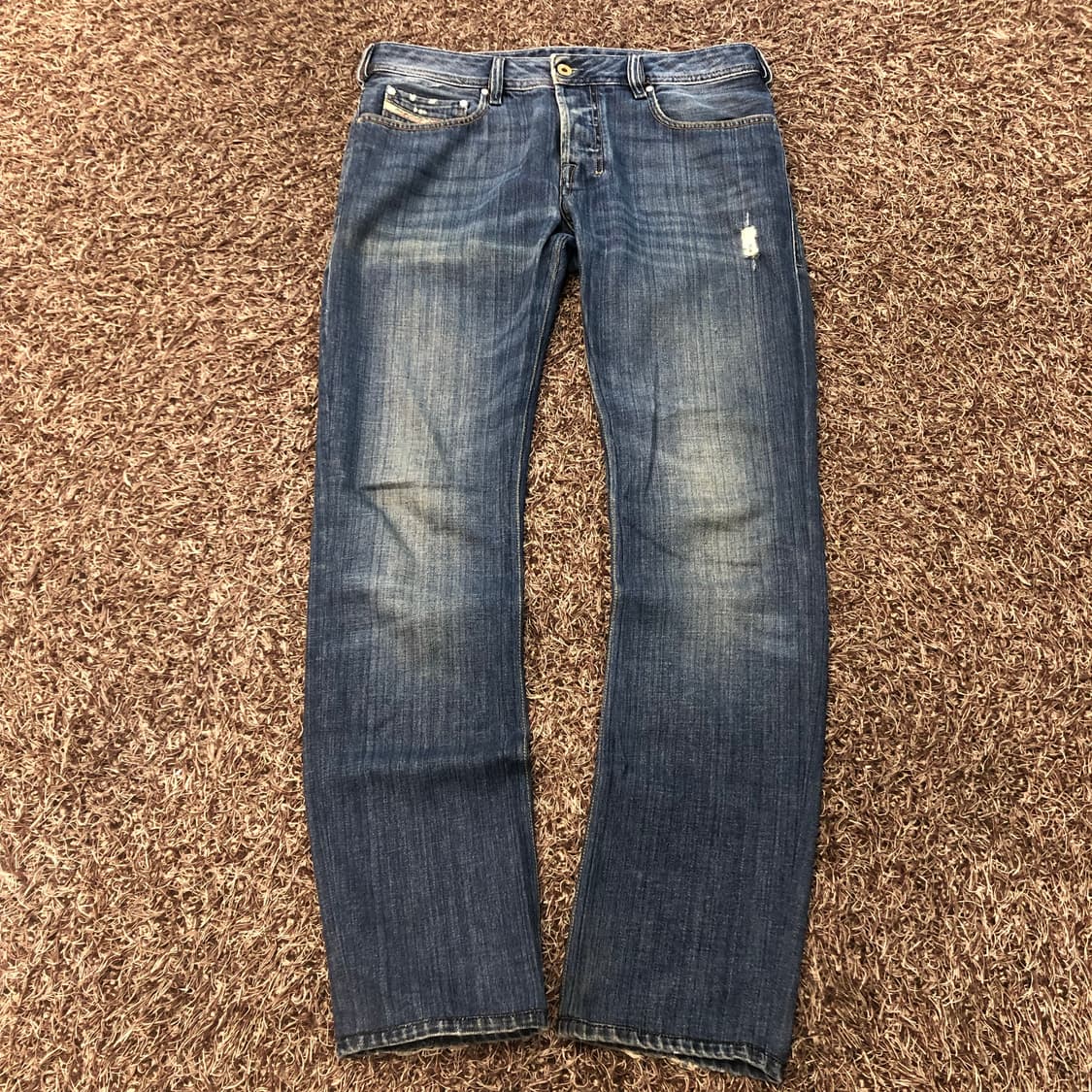 디젤 ZATINY 워싱 디스 부츠컷 데님 팬츠 상품이미지2