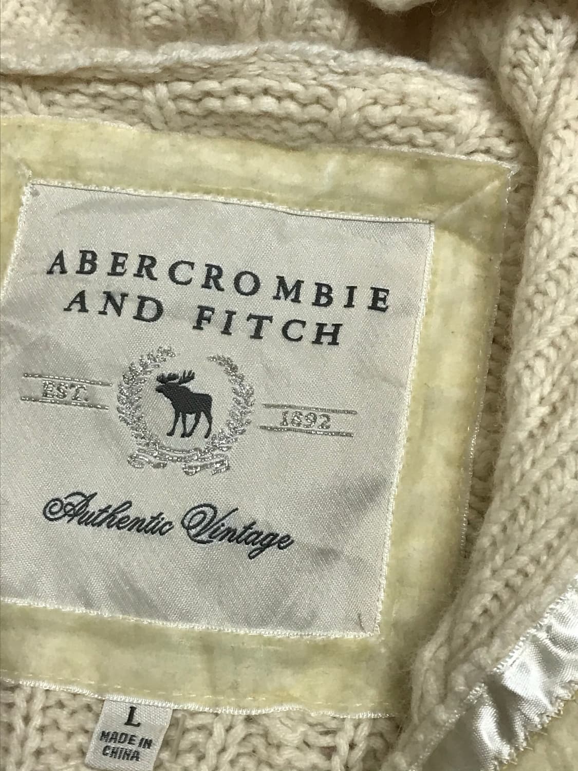 아베크롬비 아이보리 바닐라 케이블 니트 후드 자켓 상품이미지4