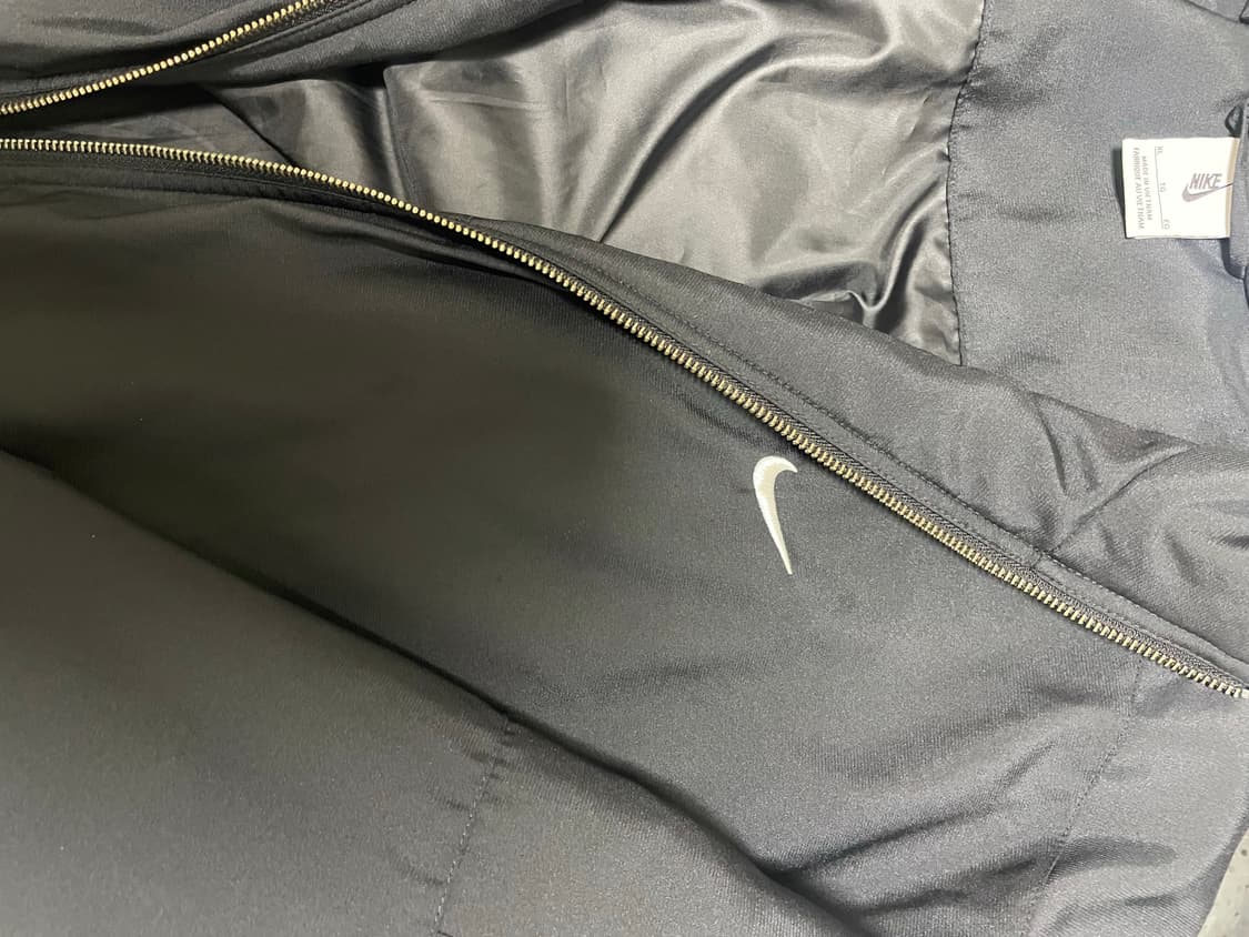 나이키 NRG 솔로스우시 사틴 봄버 XL 상품이미지2