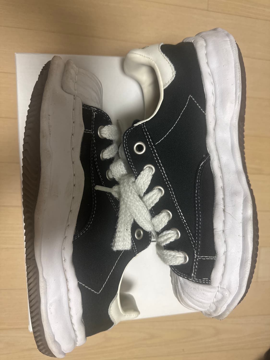 메종 미하라 야스히로 블랙 블레이키 44 상품이미지2