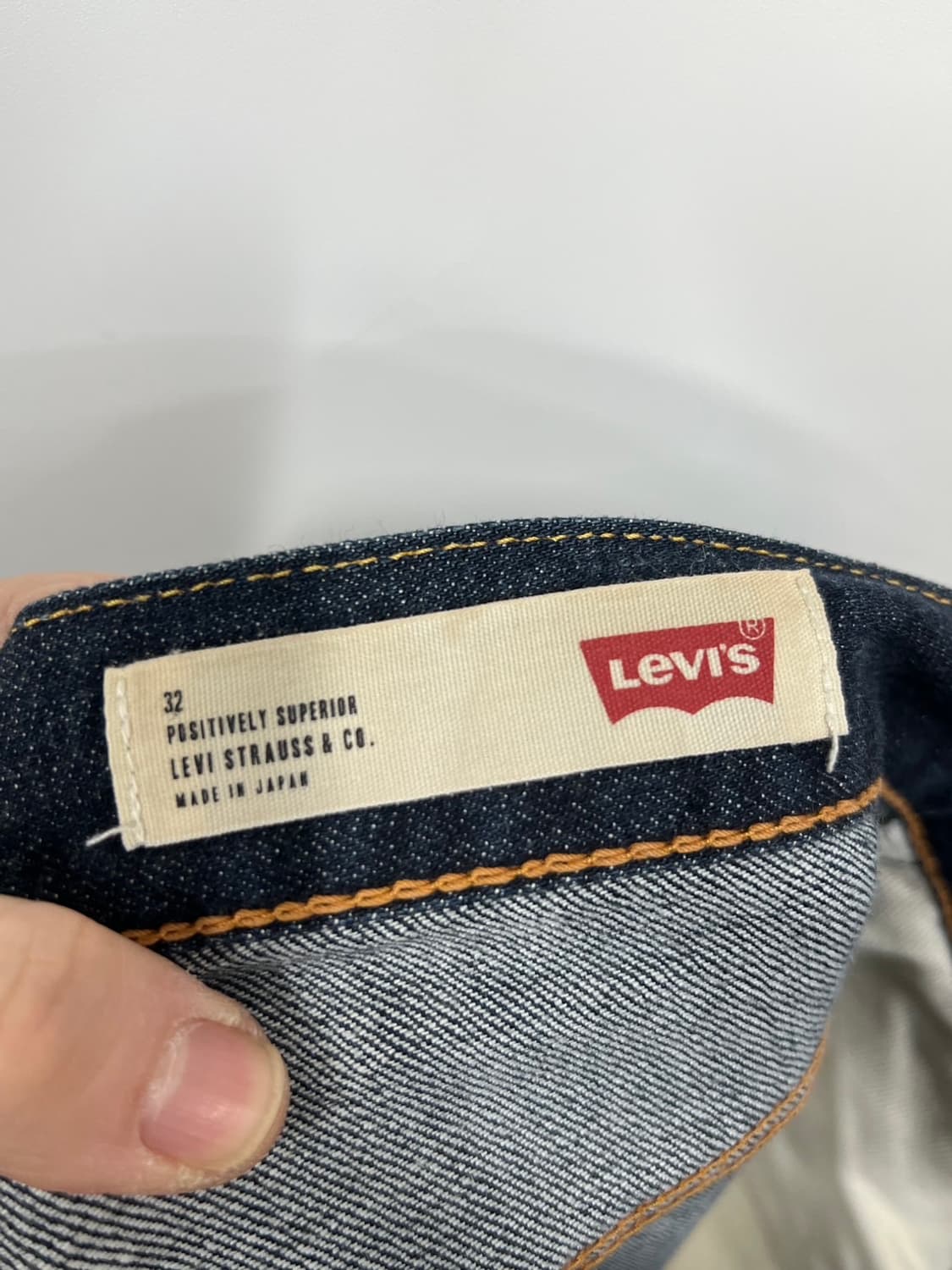 리바이스 502 레귤러 테이퍼드 인디고 생지 데님 팬츠 상품이미지5