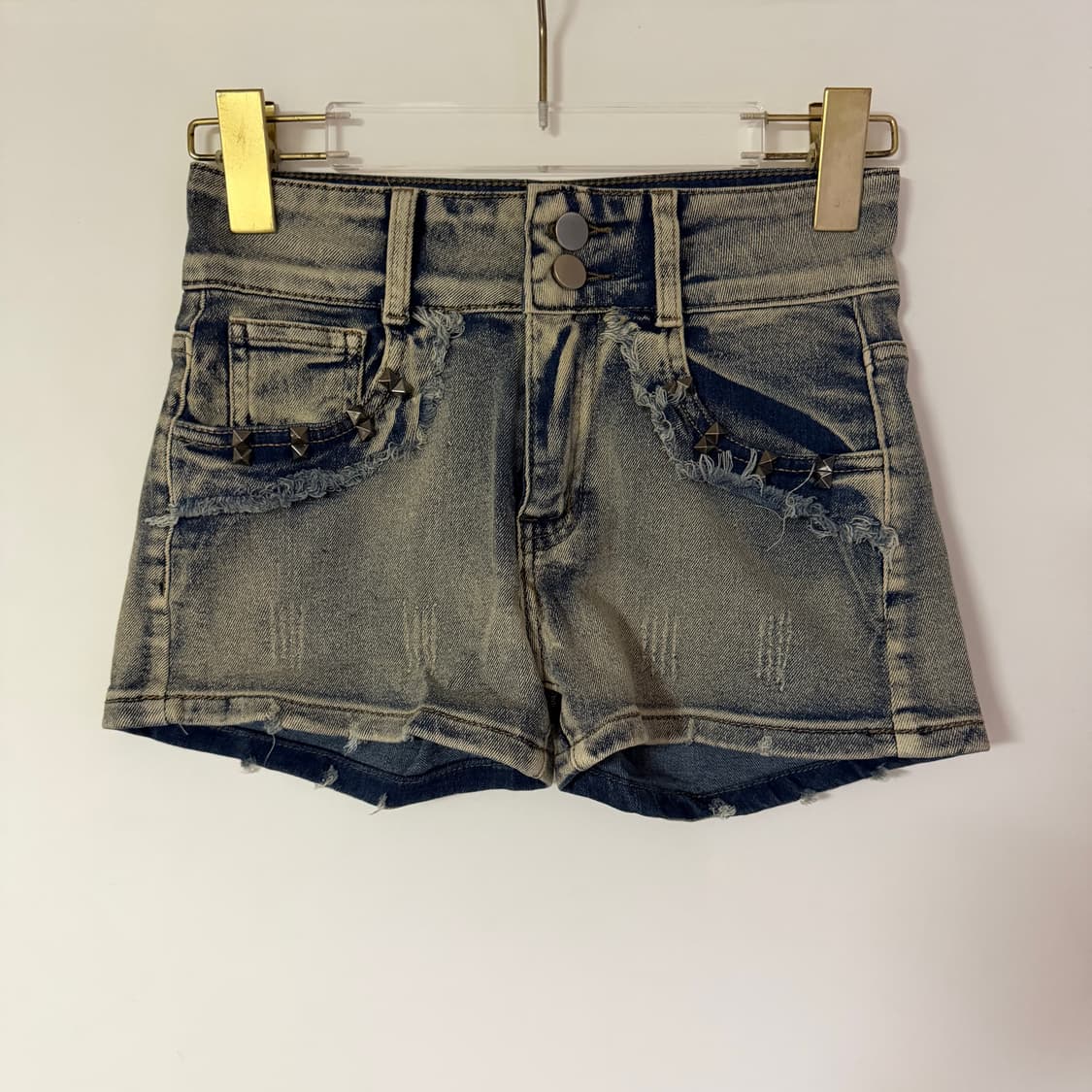 새상품 여자 스터드 데님 숏팬츠 S 상품이미지1