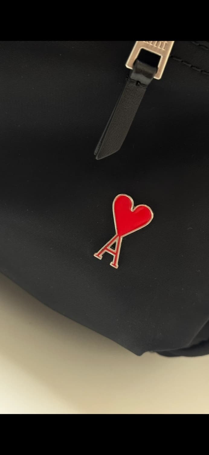 아미 ami 로고 블랙 백팩 상품이미지3
