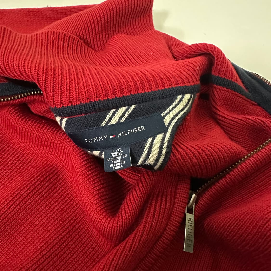 L 타미힐피거 레드 기본로고 투웨이 100% 메리노울 니트집업 상품이미지4