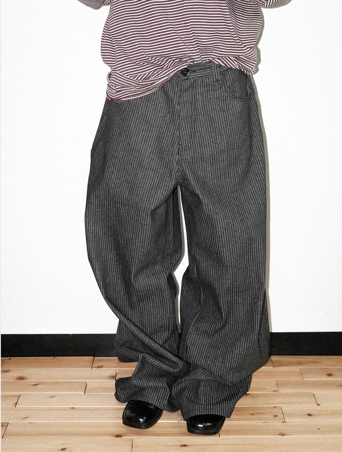 리키 스트라이프 데님 팬츠 P.C Striped Denim Pants 상품이미지1