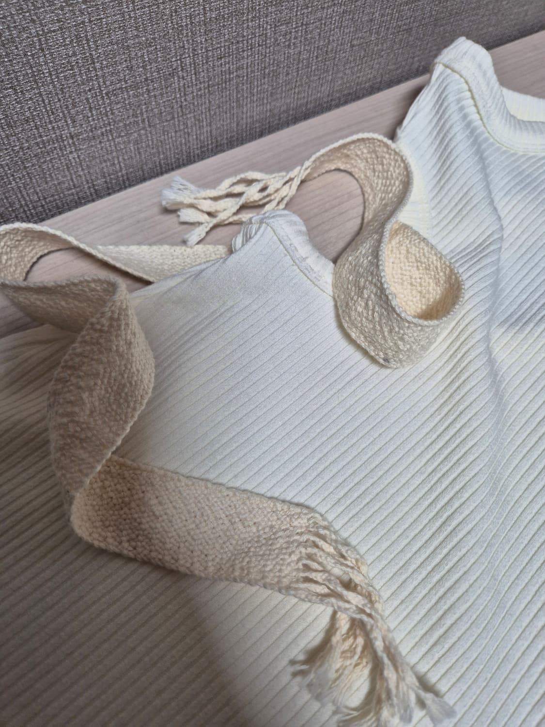 RECTO 렉토 써큘러 컷아웃 슬리브리스 저지 탑 S 상품이미지3