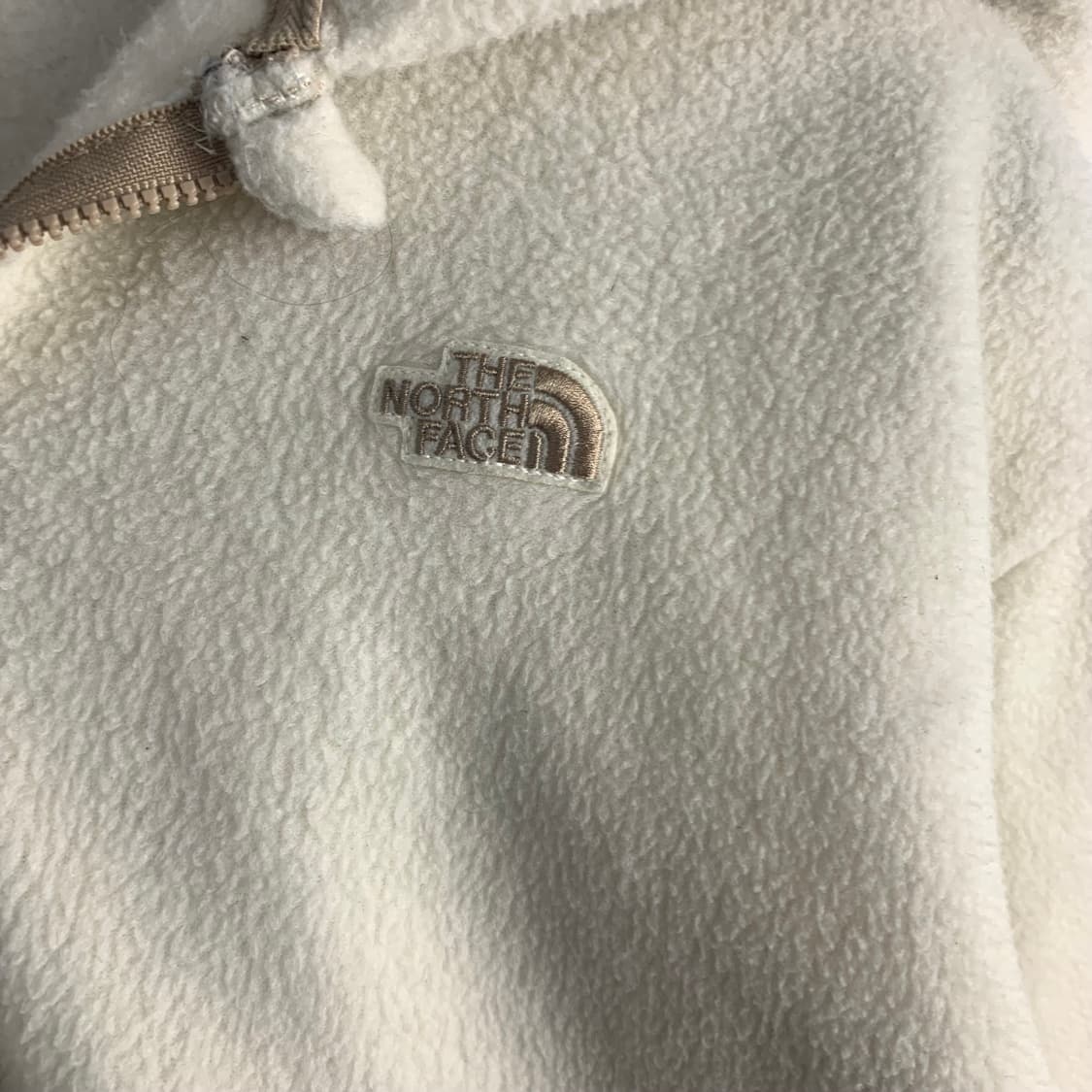 노스페이스 자수로고 아이보리 플리스 후드집업 상품이미지4